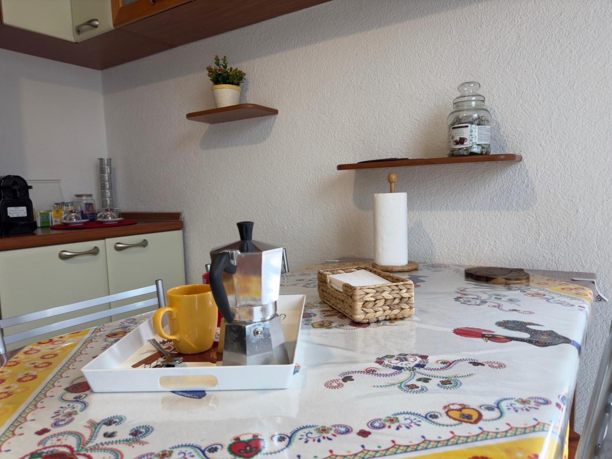 Tavernola Apartment *