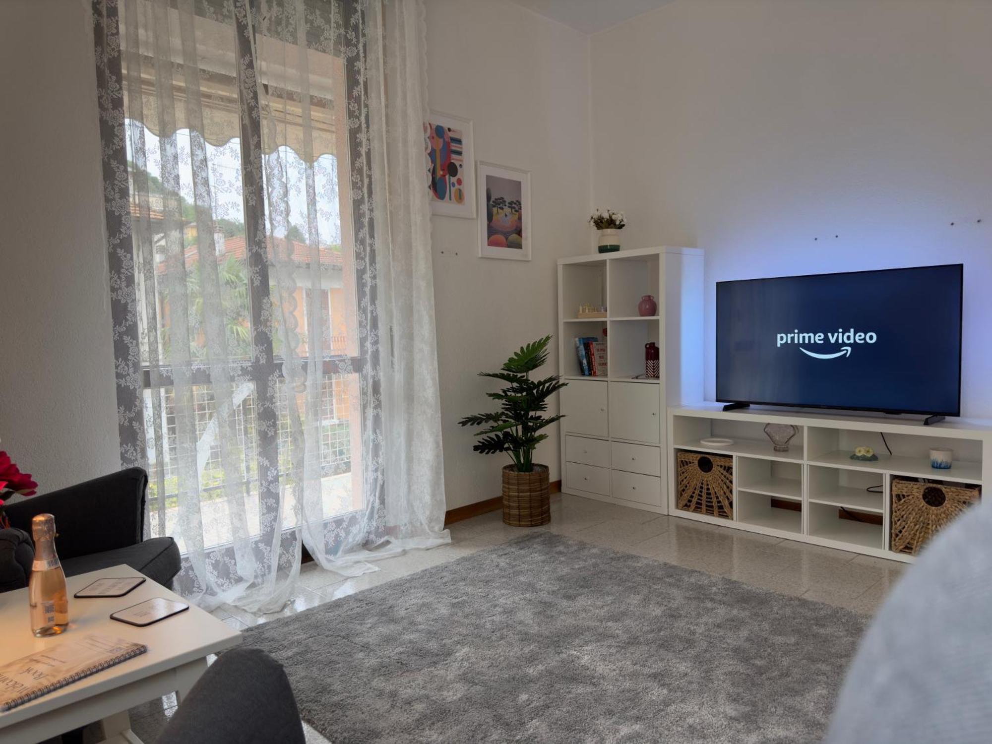 Tavernola Apartment Como